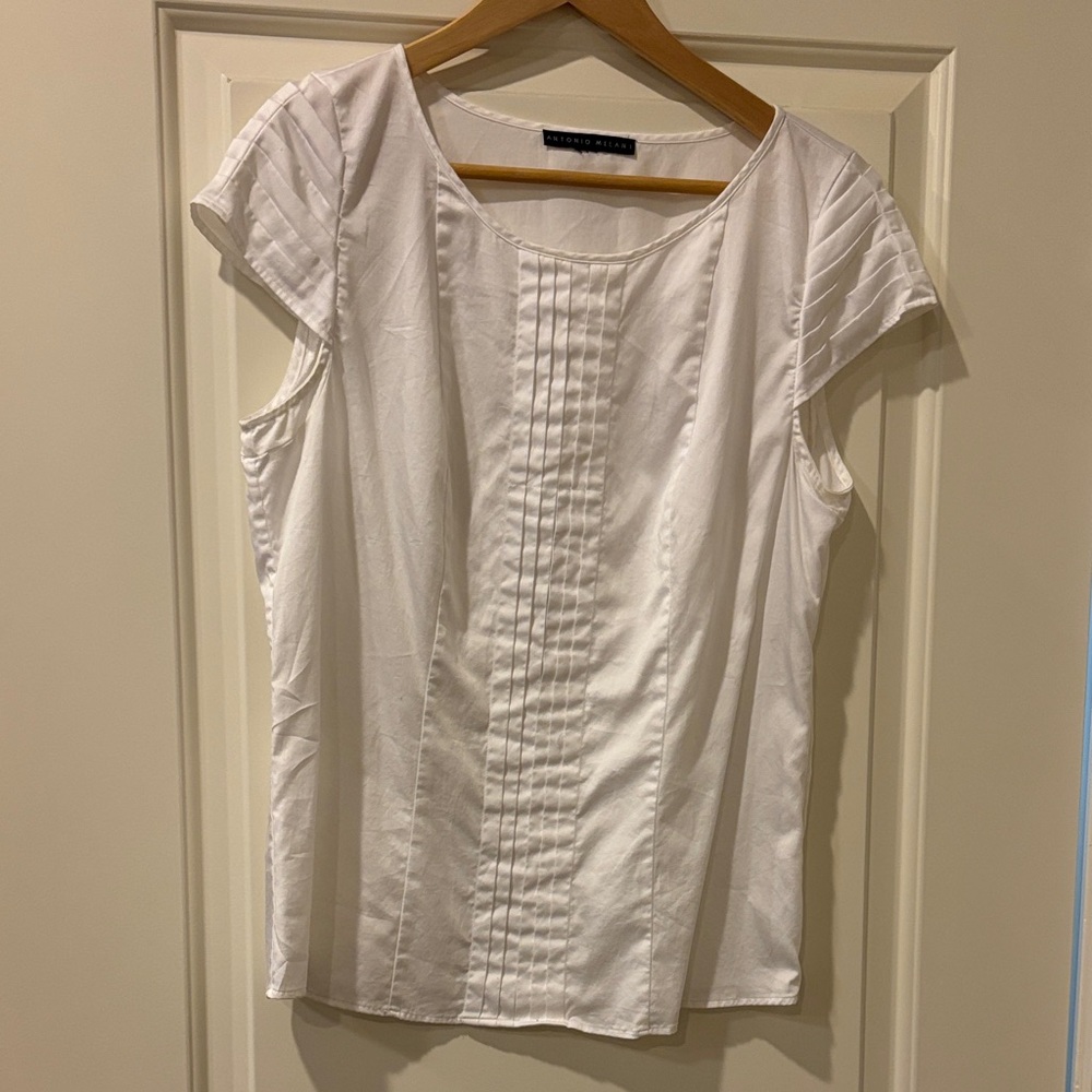ANTONIO MELANI White Pleated Cap Sleeve Blouse